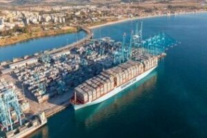 Se suspenden tres días de paros en la estiba