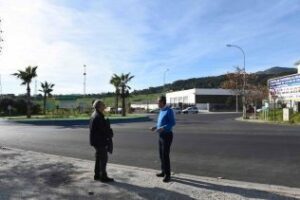 Emalgesa realiza trabajos de mantenimiento y mejora en la red de agua del Cortijo Real