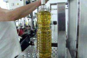 Solicitan que se amplíen los puntos de depósito de aceites domésticos usados