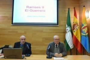 El centro documental acoge una conferencia sobre egiptología de José Carlos Salazar