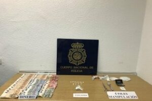 Desarticulado un punto de venta de cocaína regentado por una pareja en su casa de La Línea