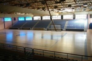 Muestras de satisfacción por el acuerdo para reincorporar a las trabajadoras de limpieza