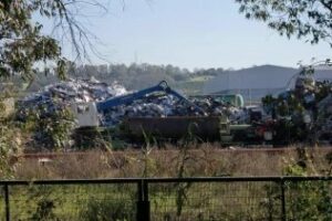 Verdemar denuncia almacenamiento de chatarra metálica sin protección