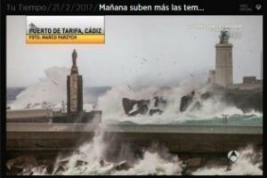 El temporal sigue azotando El Estrecho