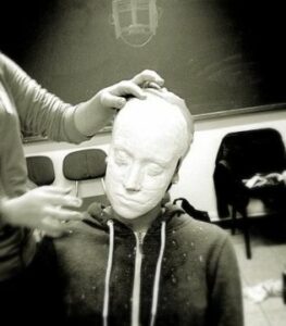 Taller de creación de máscaras, formate y disfruta