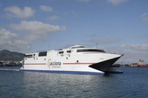 Trasmediterránea rebaja los billetes en el Estrecho durante quince días