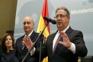 Zoido asegura que ya se ha aumentado el número de agentes y los medios materiales en la comarca