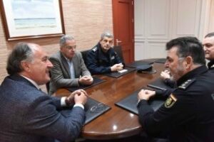 Landaluce mantiene una reunión de seguridad con Policía Nacional y Policía Local