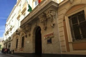 La Cámara de Comercio se suma a la petición de la Medalla de Andalucía para Miguel Rodríguez