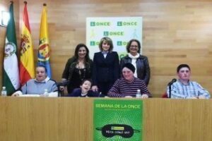 El centro documental acoge una lectura de libros en braille