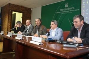 Los dentistas de la provincia actualizan sus conocimientos en salud bucodental