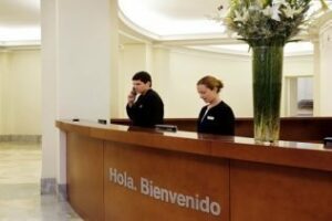 Pymestrecho: Dale al Coco... mejora la experiencia del cliente