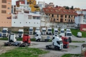 Denuncian el estado de la parte posterior de la estación de autobuses