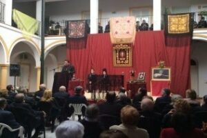 El Rvdo Padre Ángel García realza la saeta en la XXI Exaltación de La levantá"