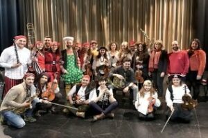 La oferta educativa acerca la orquesta y sus instrumentos a los más pequeños