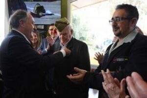 El ayuntamiento rinde un homenaje tributado al legionario más veterano de la ciudad