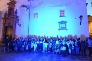 Conmemoración del Día Mundial de Concienciación del Autismo en Algeciras