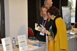 La provincia presenta su oferta turística a 250 agencias de Cantabria y el País Vasco