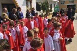 Se llevó a cabo la procesión infantil del colegio Nuestra Señora de los Milagros"