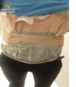 Detenidas 10 personas con droga adosada al cuerpo en el puerto de Algeciras