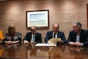 Renovado el convenio de colaboración con el Consejo Local de Hermandades y Cofradías