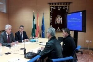 Agustín Muñoz conoce las actividades de la Red Radio de Emergencia en la provincia