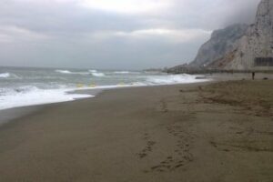 Protección Civil anuncia alerta naranja por temporal de levante desde esta tarde