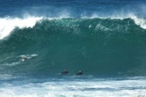 El temporal de Levante deja rachas de más de 100 km/h y olas de 6 metros
