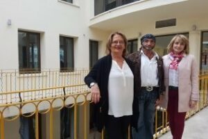 El Cantautor Juanjo Argolla y Pañuelo presentó su recital A mi musa, entre mis musas"