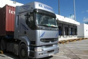 Denuncian que sólo tres funcionarios están de refuerzo en el PIF