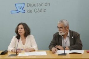 El Colegio de Veterinarios colabora con el registro de animales de compañía