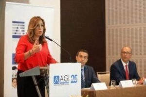 Susana Díaz pide al nuevo Gobierno un refuerzo permanente de la seguridad en el Campo de Gibraltar