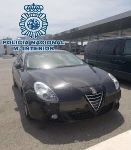 La Policía Nacional recupera en el puerto de Algeciras cinco vehículos sustraídos