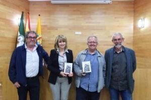 El libro Profundo sur" fue presentado en el Centro Documental José Luis Cano"