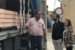 El Ayuntamiento recibe nuevos tramos de pasarelas de hormigón para las playas