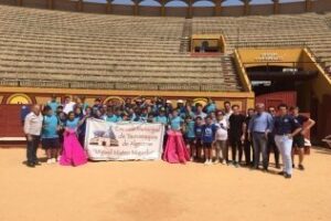Alumnos del Colegio Salesianos visitan las dependencias de la Plaza de Toros de Las Palomas