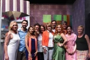 Escenopán vuelve a hacer reír con Sé infiel y no mires con quién"