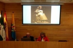 El historiador José Carlos Salazar ofreció una nueva conferencia sobre egiptología