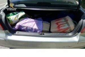 Detenido con 81 kilos de hachís en un vehículo tras una peligrosa huida