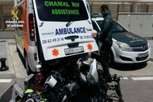 La Guardia Civil interviene 4 motocicletas robadas que iban desmontadas en el interior de una ambulancia