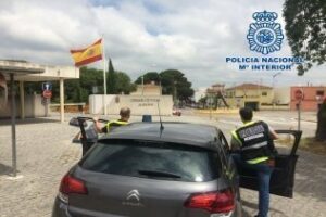 Un negociador evita en Algeciras que una persona se autolesione con un arma blanca