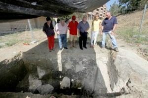 El primer sondeo realizado en la Villa Sur cambia las hipótesis sobre la datación de la muralla