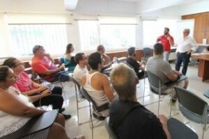 Hoy firman sus contratos otras 62 personas de los planes emple@ joven y 30 +