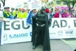 González Cabaña La infradotación de medios roza la negligencia"