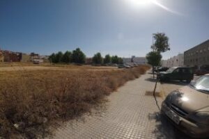 Podemos denuncia el abandono de la parcela municipal situada en Huerta Siles