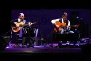 El IV Encuentro Internacional de Guitarra Paco de Lucía" acogió el concierto de Al Di Meola
