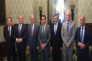 El Ministro de Exteriores asegura la defensa de los intereses del Campo de Gibraltar ante el Brexit