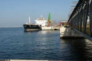 Vopak informa sobre un derrame producido en su muelle ubicado en Algeciras
