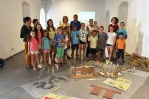 Los talleres de verano del Museo acercan a los pequeños a las excavaciones arqueológicas subacuáticas