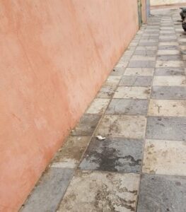 Vecinos de la Cuesta del Rayo exigen una urgente limpieza de la zona